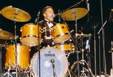 kim kelly on his drums